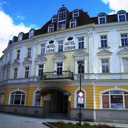Hotel Koruna Есеник Экстерьер фото